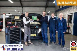 Mercedes-Benz B-Klasse 180 Ambition bij Autobedrijf Dalhoeven in Albergen