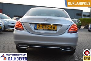 Mercedes-Benz C-Klasse 180 bij Autobedrijf Dalhoeven in Albergen