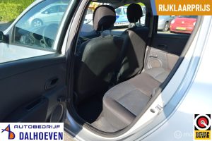 Renault Clio 1.2-16V Business Line bij Autobedrijf Dalhoeven in Albergen