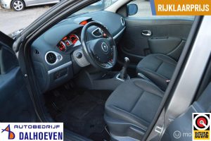 Renault Clio Estate 1.2-16V Collection bij Autobedrijf Dalhoeven in Albergen